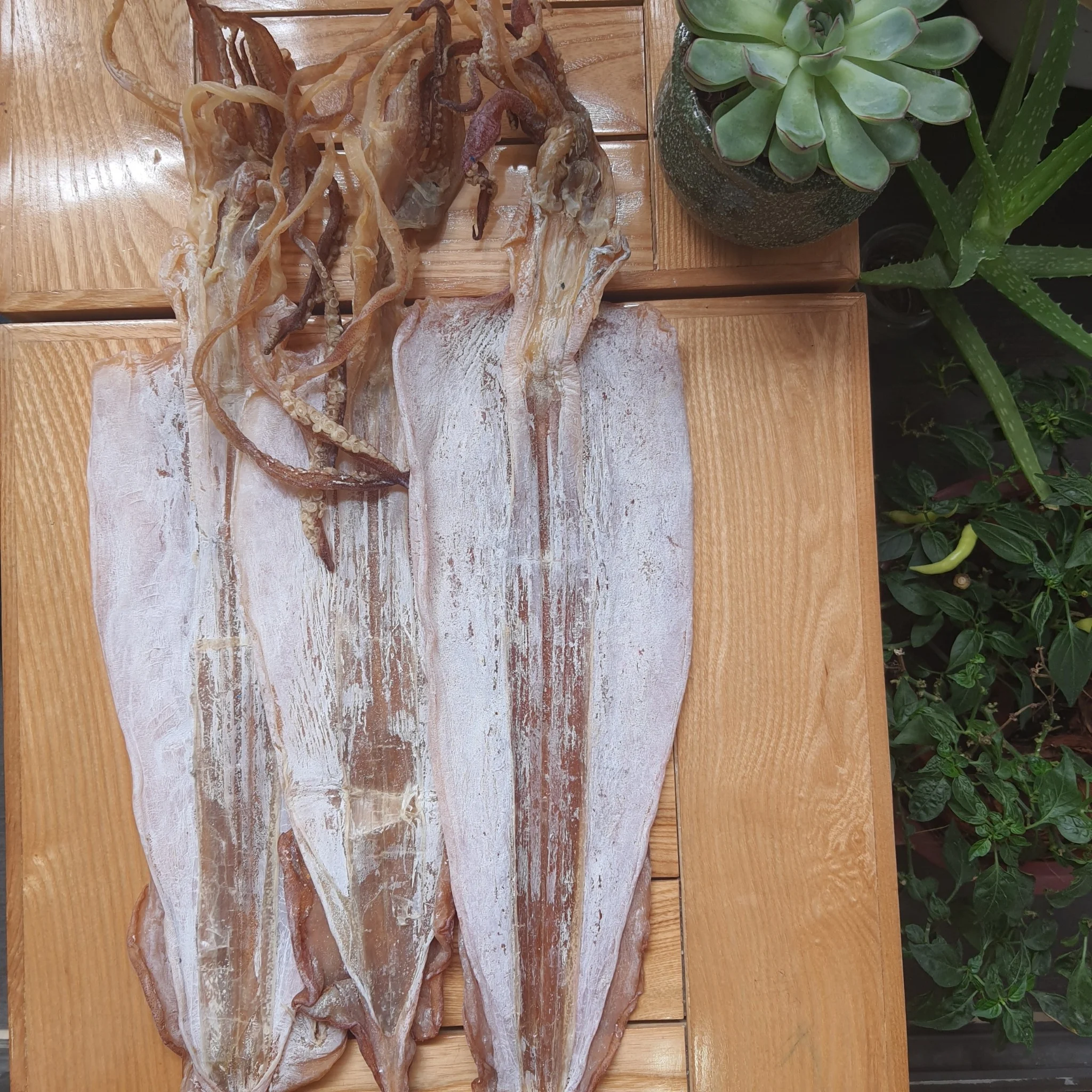 Mực khô câu size từ 7 – 8 – 9 con/1kg túi 500g