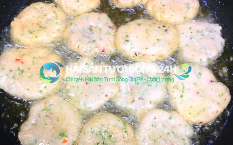 Hướng dẫn chiên chả mực dẹt ngon