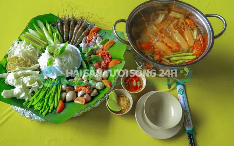 Lẩu hải sản mực mai