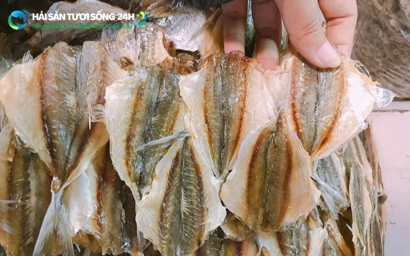 Cá đù khô rắc vừng 4 Mẹo bảo quản cá đù khô được lâu