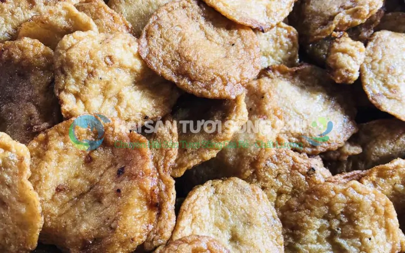 Quy trình làm ra miếng Chả Cá Đù thơm ngon