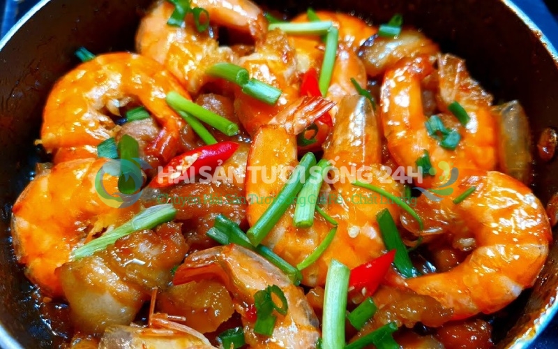 Các món ăn làm từ Tôm He siêu ngon - Dễ dàng chế biến tại nhà 5 Tôm he rim thịt ba chỉ - Đậm đà bữa cơm truyền thống
