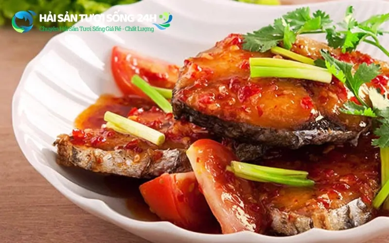 Cá thu 1 nắng kho cà chua