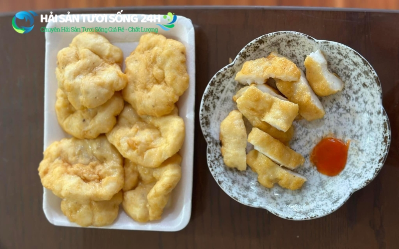 Chả mực chiên vàng chấm tương ớt