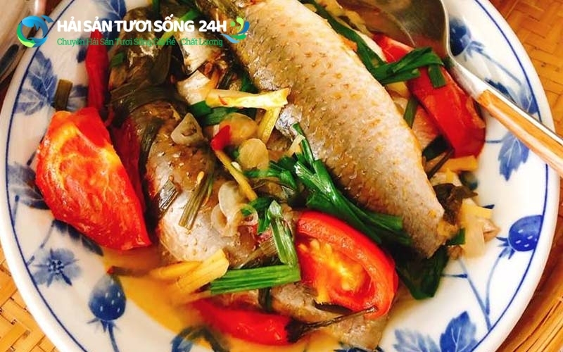 Chuẩn bị nguyên liệu làm cá đối kho tộ