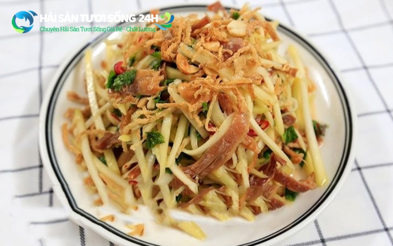 Gỏi xoài mực 1 nắng