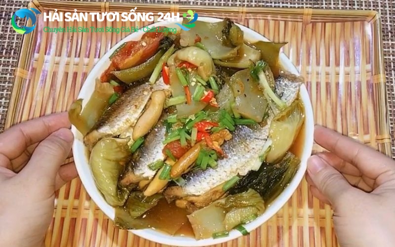 Cá đối kho dưa cải