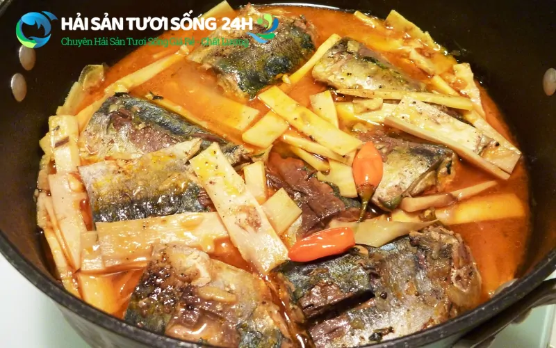 Cá nục kho măng tươi