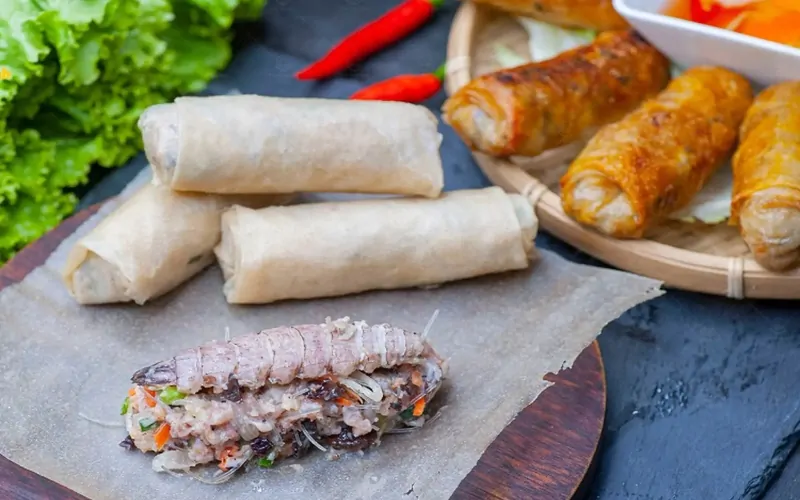 Bề bề bóc nõn làm món gì ngon? Tổng hợp 7 món ăn từ bề bề bóc nõn dễ làm tại nhà 6 Nem bề bề (Chả giò bề bề)