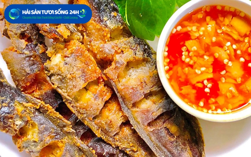 Cá đù 1 nắng chiên nước mắm tỏi ớt