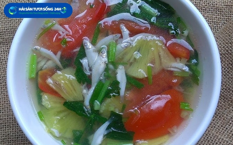 Canh cá cơm nấu chua