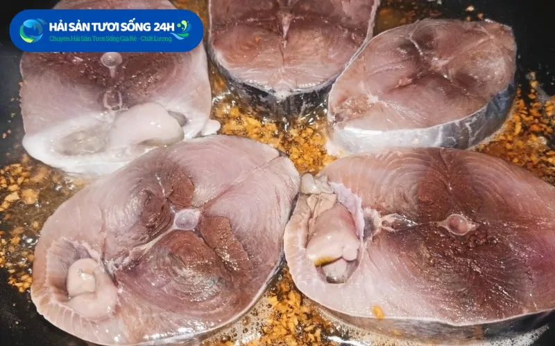 Chiên sơ cá ngừ