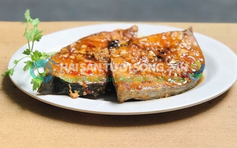 Top 5 cách kho cá Thu đậm đà, thịt săn chắc, không tanh dễ làm tại nhà 6 Cá thu kho kiểu truyền thống với nước mắm